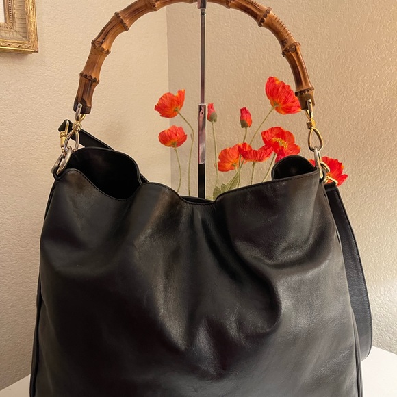 💯 Authentic Gucci Leather Hobo Bag With Strap, Black - Picture 2 of 10